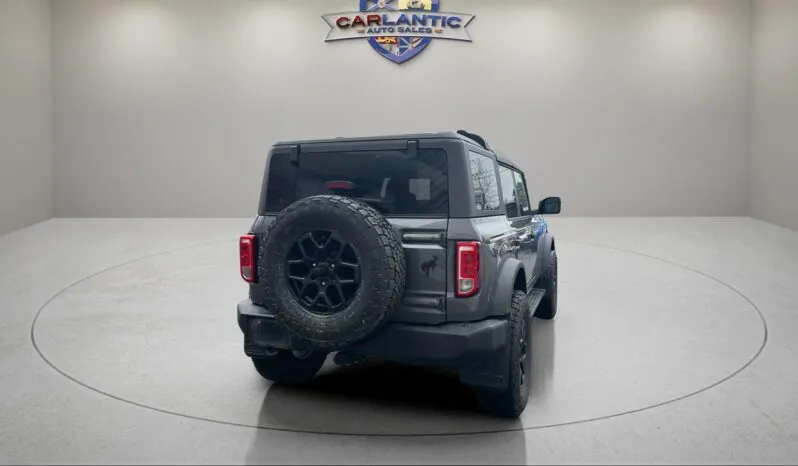 
2022 Ford Bronco full									