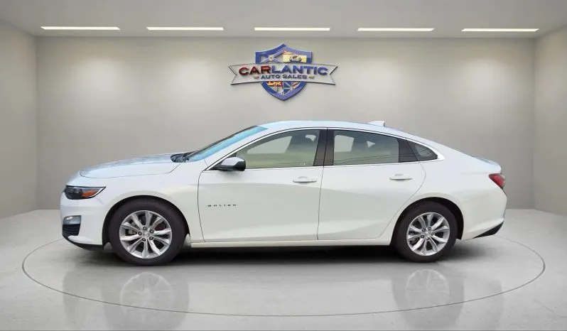 
2022 Chevrolet Malibu LT full									