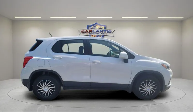 
2017 Chevrolet Trax LS FWD full									