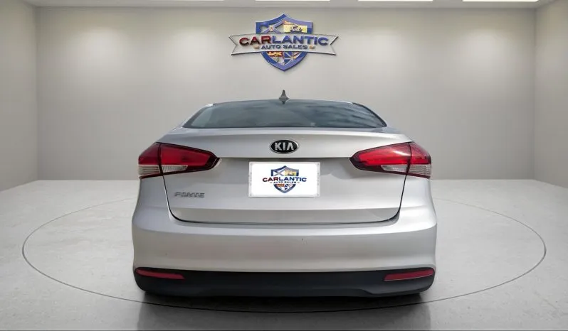 
2018 Kia Forte LX Plus full									