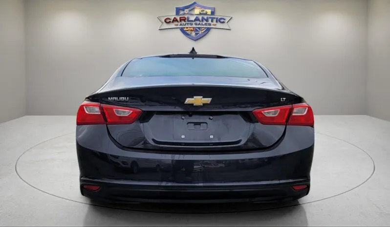 
2023 Chevrolet Malibu LT full									