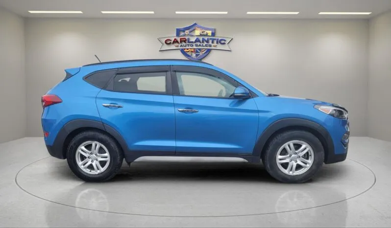 
2017 Hyundai Tuscon Eco AWD full									