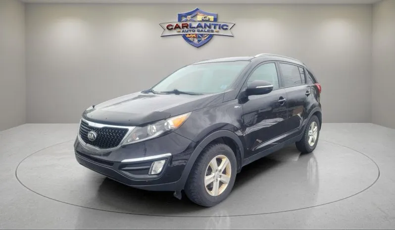 2016 Kia Sportage LX Left-Front View