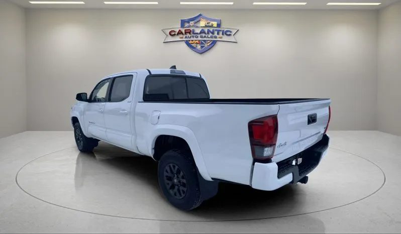 
2022 Toyota Tacoma SR5 3.5L V6 full									