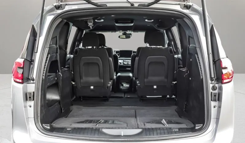 
2021 Chrysler Pacifica Touring full									