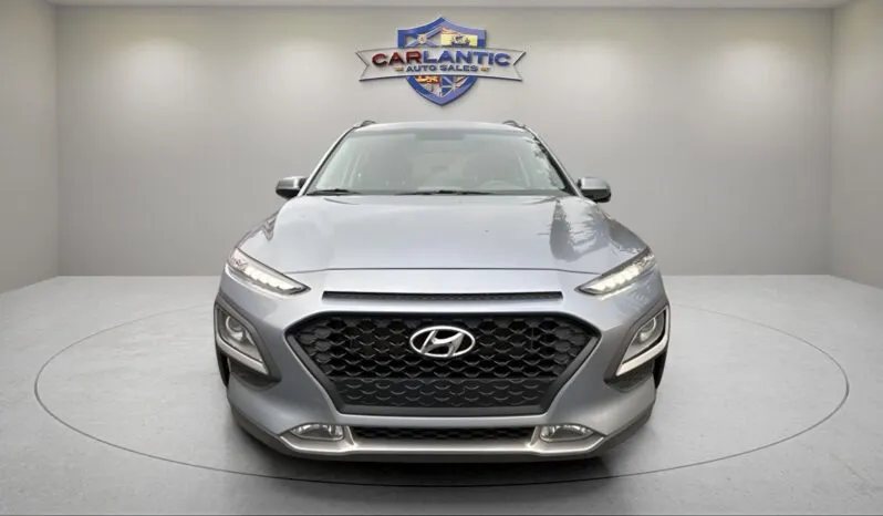 
2021 Hyundai Kona SEL full									