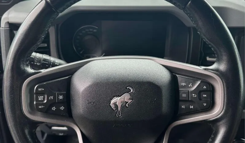 
2022 Ford Bronco full									
