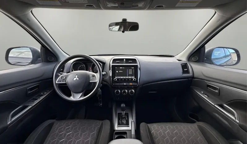 
2021 Mitsubishi RVR ES full									