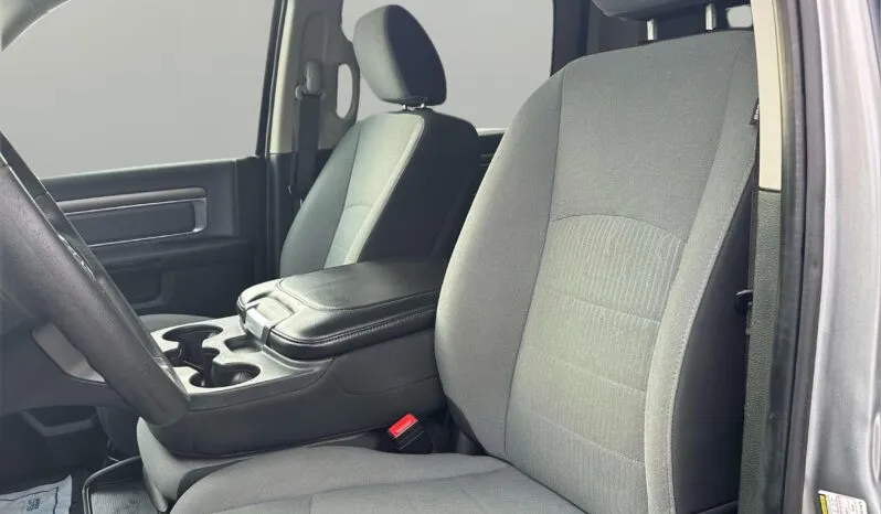 
2021 Ram 1500 Classic 5.7L full									