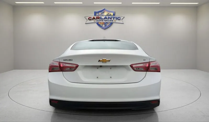 
2022 Chevrolet Malibu LT full									