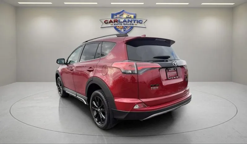 
2018 Toyota RAV4 AWD XLE full									