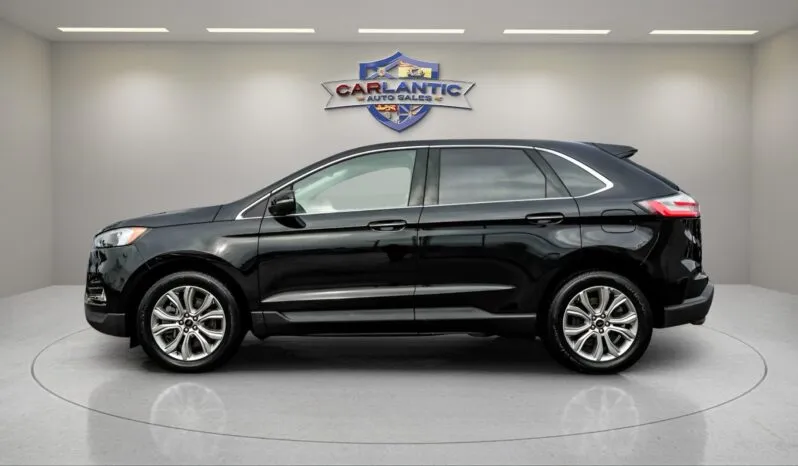 
2024 Ford Edge Titanium full									