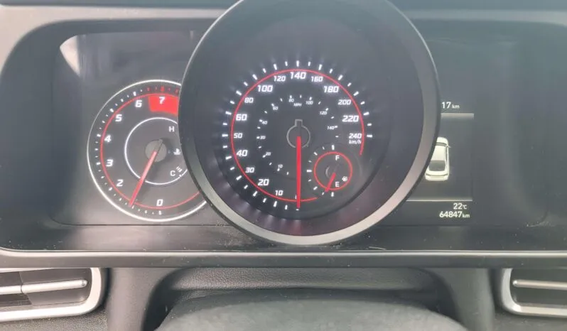 
2022 Hyundai Elantra SEL full									