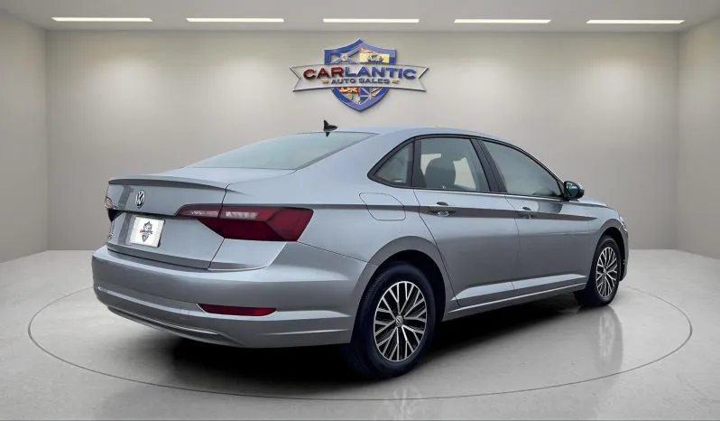 
2021 Volkswagen Jetta Highline full									