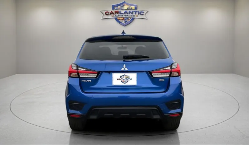 
2021 Mitsubishi RVR SE full									