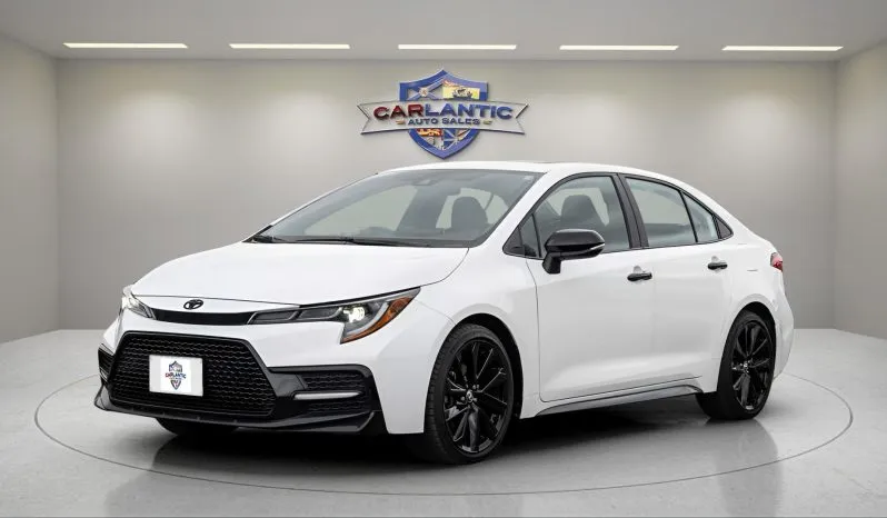 2021 Toyota Corolla LE Front Side View
