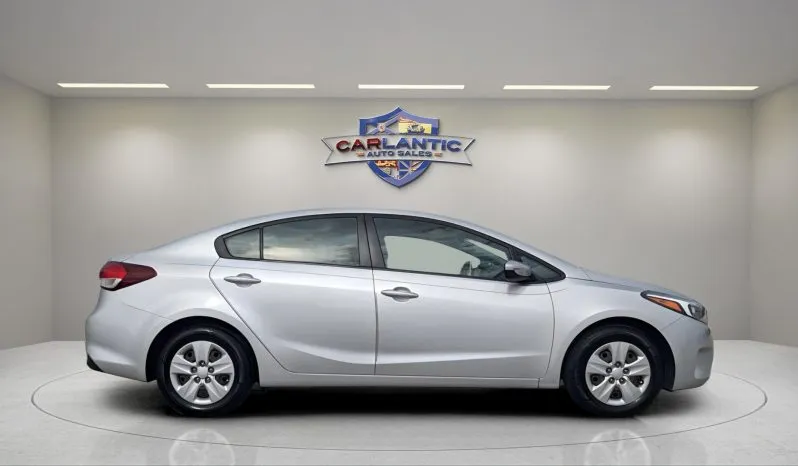 
2018 Kia Forte LX Plus full									