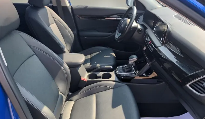 
2024 Kia Seltos EX full									