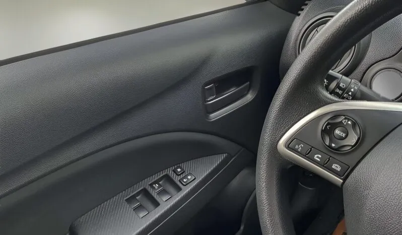 
2022 Mitsubishi Mirage ES full									