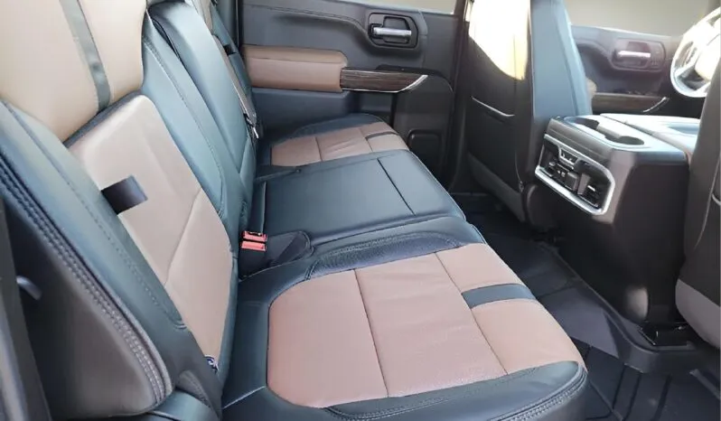 
2019 Chevrolet Silverado 1500 High Country full									