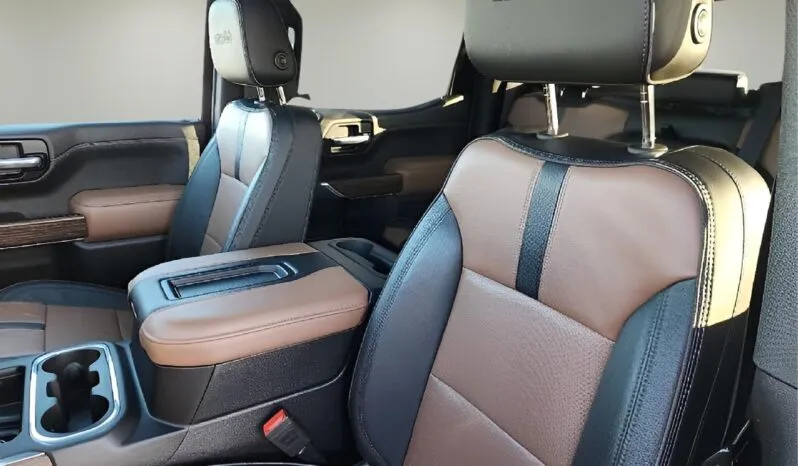 
2019 Chevrolet Silverado 1500 High Country full									