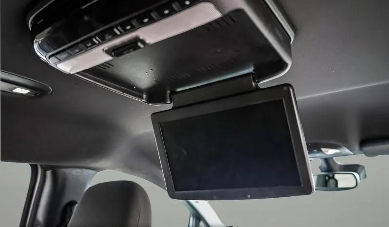 
2021 Chrysler Pacifica Touring full									