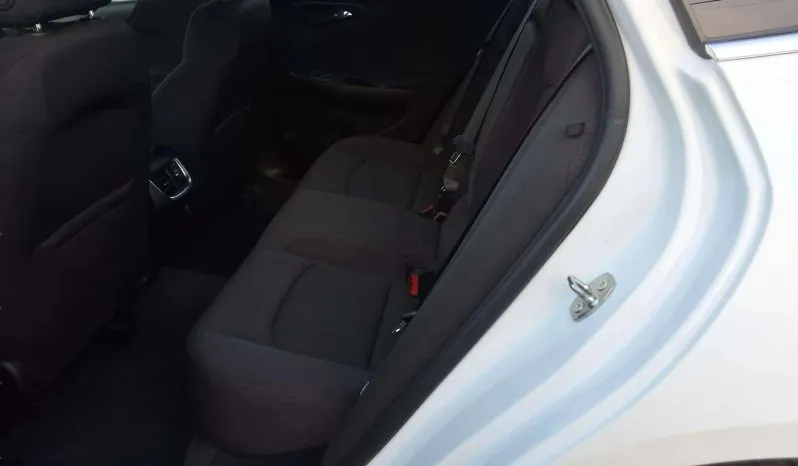
2022 Chevrolet Malibu LT full									