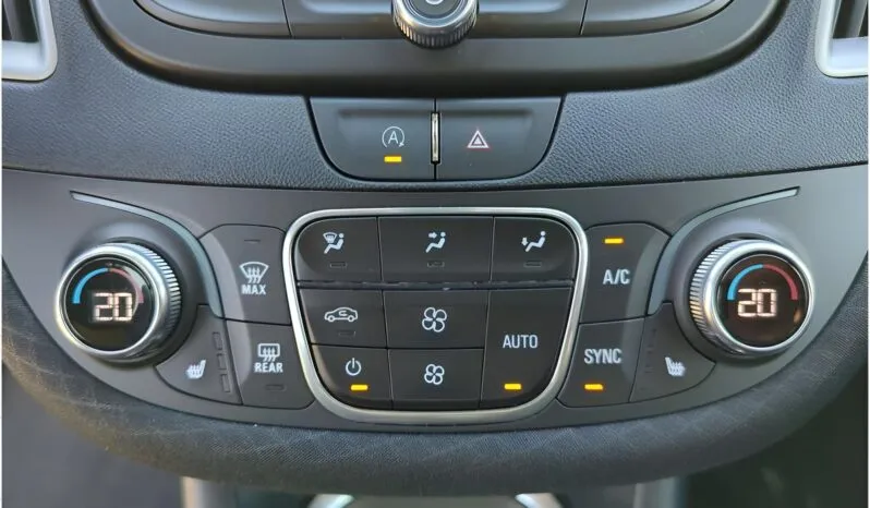 
2022 Chevrolet Malibu LT full									