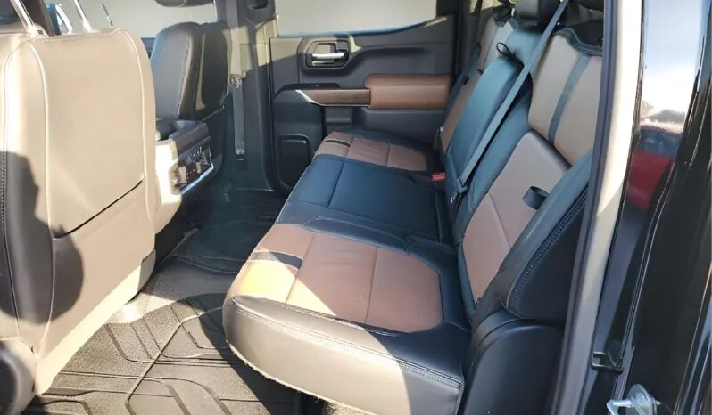 
2019 Chevrolet Silverado 1500 High Country full									