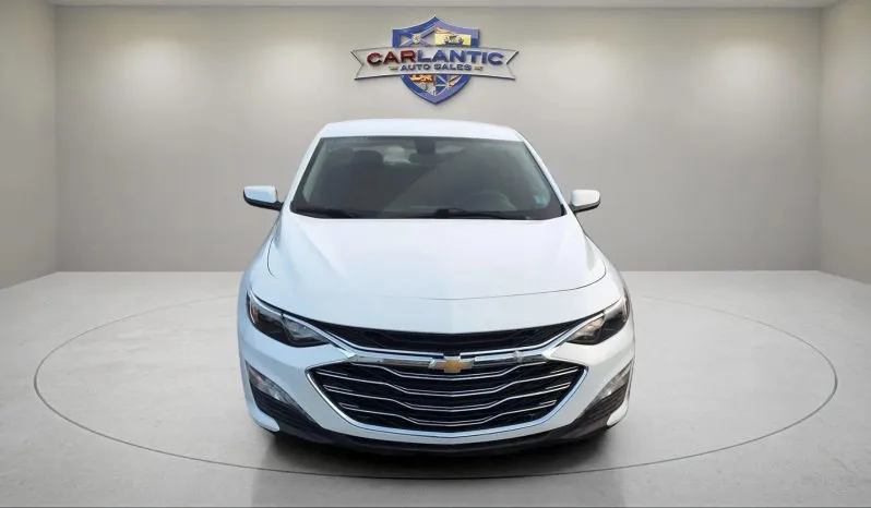 
2022 Chevrolet Malibu LT full									