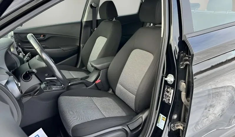 
2019 Hyundai Kona Preferred full									