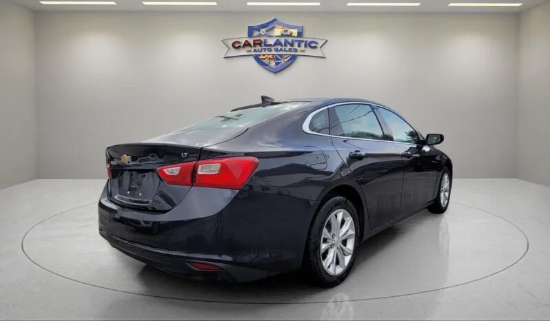 
2023 Chevrolet Malibu LT full									