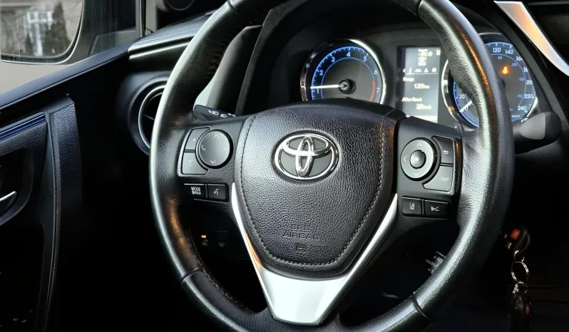 
2018 Toyota Corolla SE Plus full									