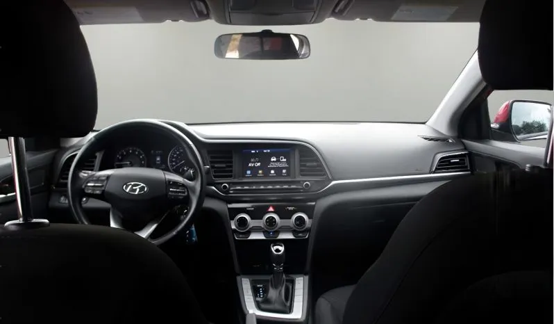 
2020 Hyundai Elantra Preferred full									