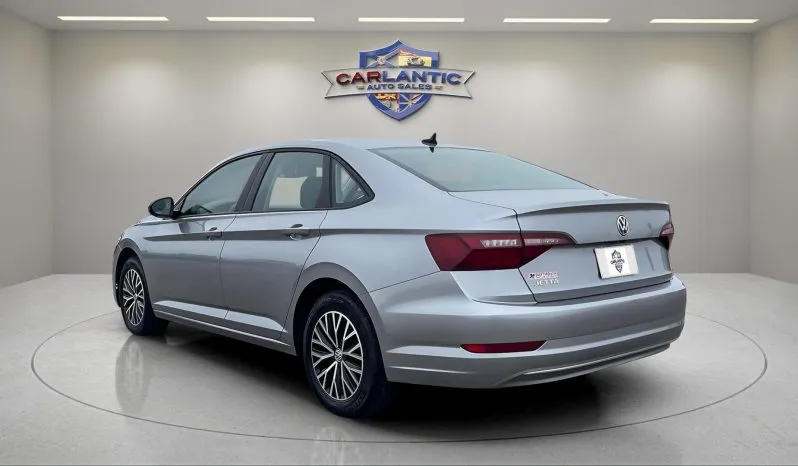 
2021 Volkswagen Jetta Highline full									