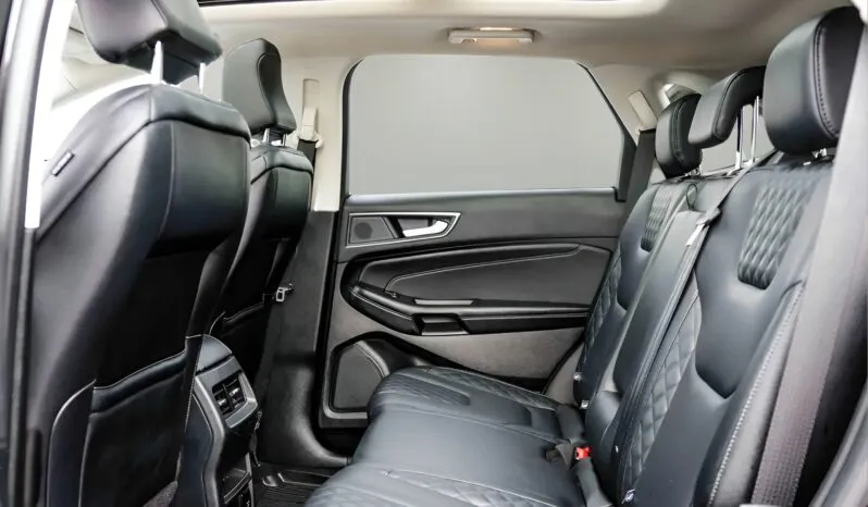 
2024 Ford Edge Titanium full									