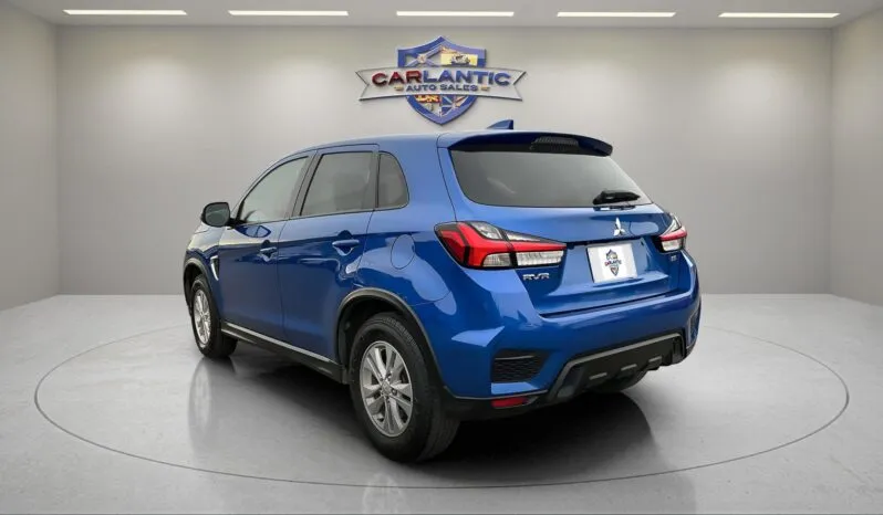 
2021 Mitsubishi RVR SE full									