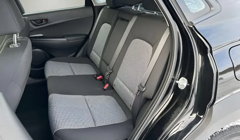 
2019 Hyundai Kona Preferred full									