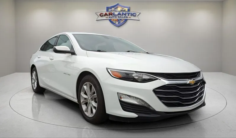 
2022 Chevrolet Malibu LT full									