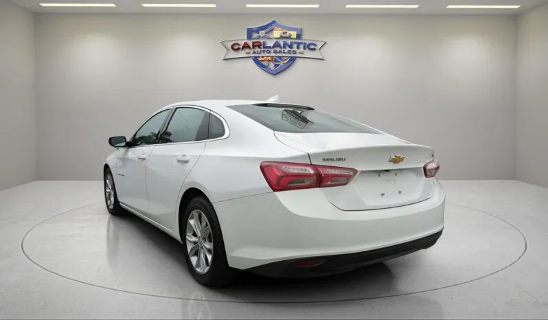 
2022 Chevrolet Malibu LT full									