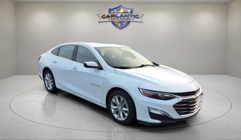 
2022 Chevrolet Malibu LT full									