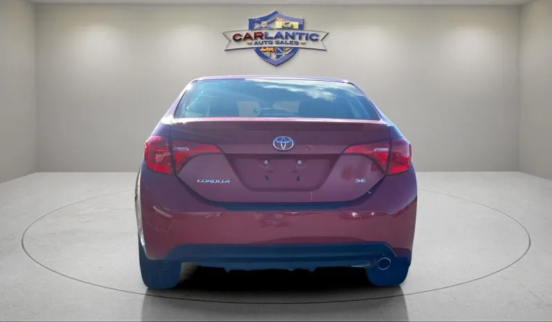 
2018 Toyota Corolla SE full									