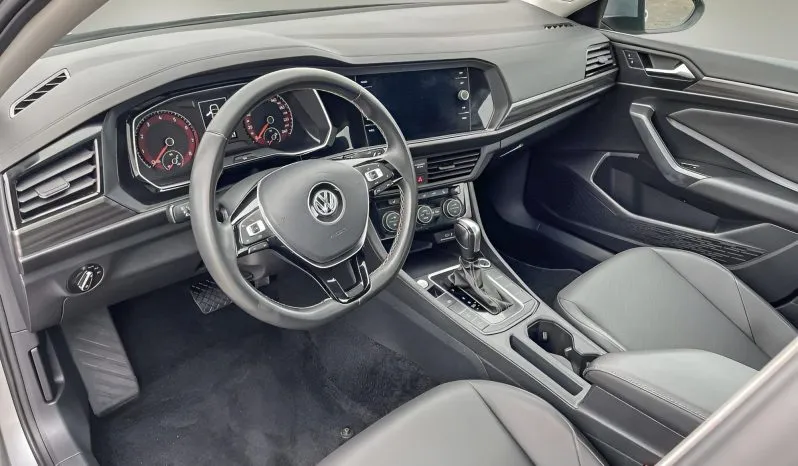 
2021 Volkswagen Jetta Highline full									