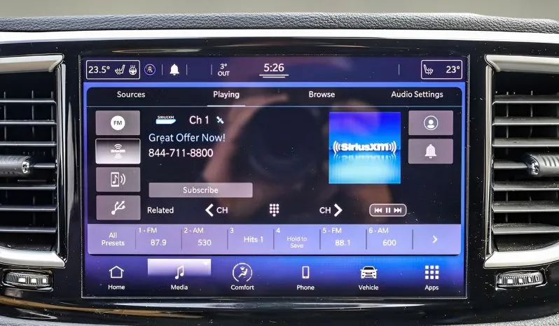 
2021 Chrysler Pacifica Touring full									