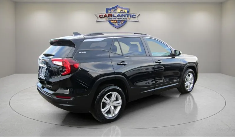 
2022 GMC Terrain SLE full									