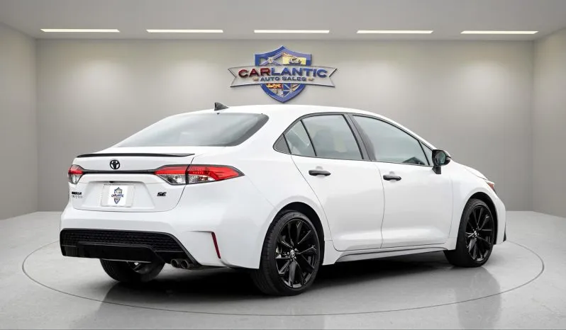 
2021 Toyota Corolla LE full									