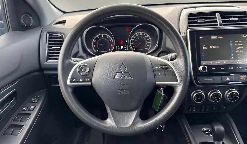
2021 Mitsubishi RVR ES full									