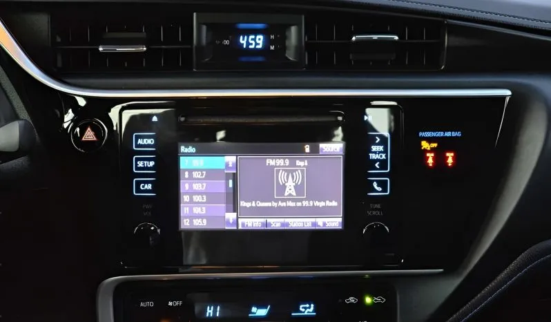 
2018 Toyota Corolla SE Plus full									