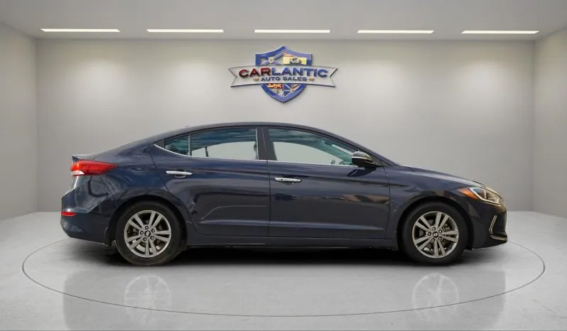
2017 Hyundai Elantra Limited full									