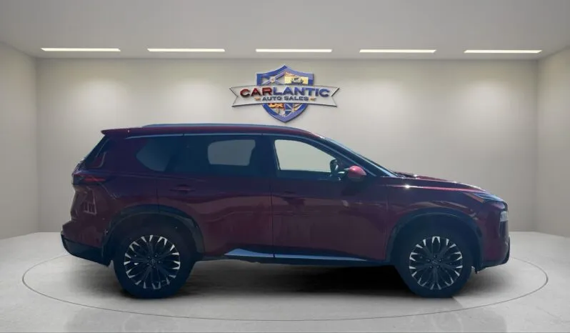 
2024 Nissan Rogue Platinum AWD full									